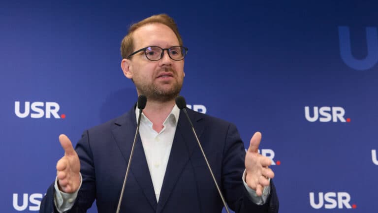 Dominic Fritz: Îi transmit lui Ilie Bolojan sprijinul nostru ferm pentru reformele din noul program guvernamental.