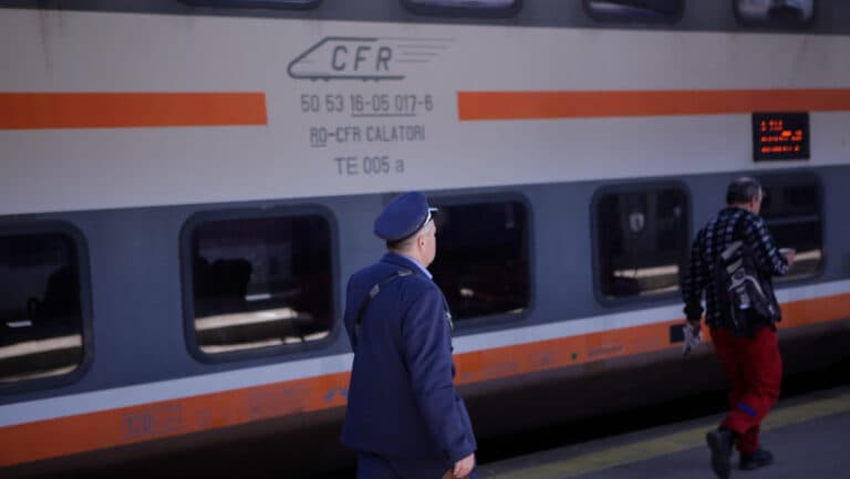 CFR Călători sub lupă: Suspiciuni de neplată a taxelor către stat.