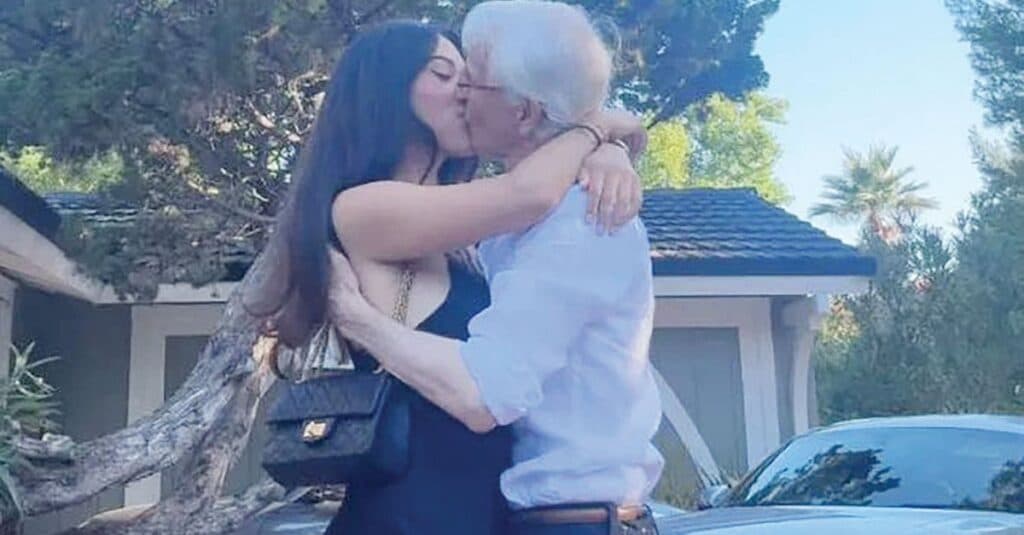 Ea e tânără, el e în vârstă! Dragostea controversată care a stârnit valuri pe TikTok: „Este revoltătoare!”