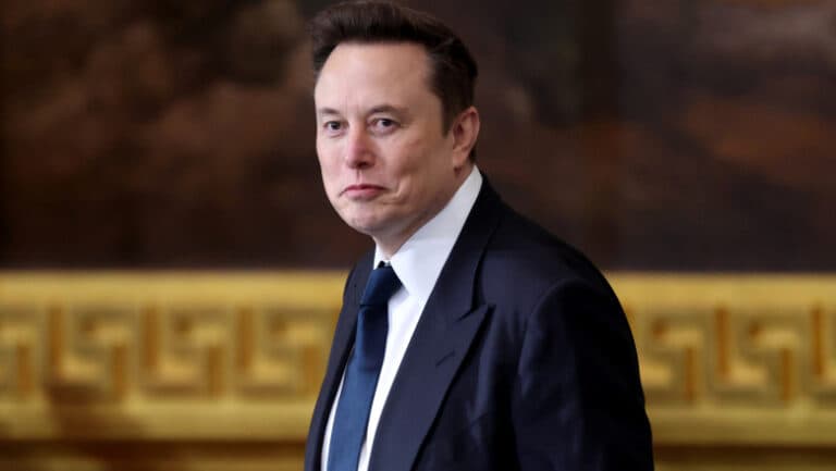 “Terafab” – Viziunea lui Elon Musk pentru o fabrică de cipuri AI la scară terawatt: Realitate sau ambiție prea mare?