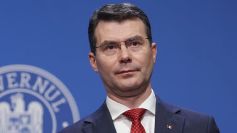 Horațiu Moldovan, președintele CNAS, explică situația asiguraților care nu primesc tratamente: o analogie cu RCA-ul auto.
