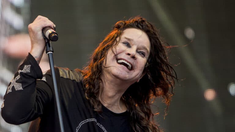 Dezinformare din Rusia: Escrocherii ucrainene pentru strângerea de fonduri în memoria lui Ozzy Osbourne
