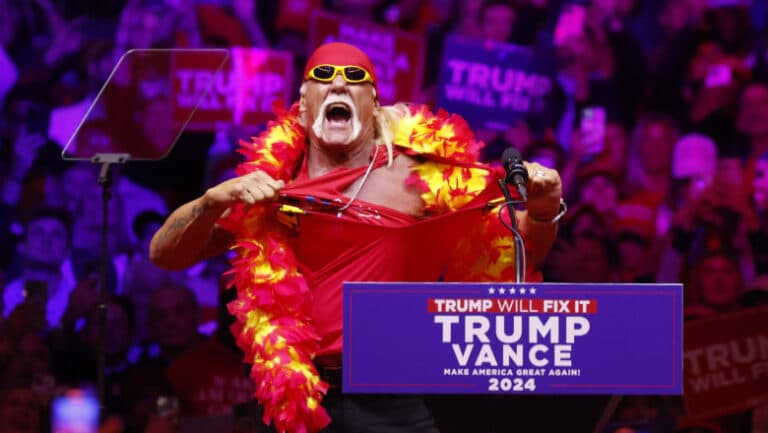 Donald Trump își exprimă tristețea după dispariția lui Hulk Hogan: „Am pierdut un prieten deosebit. A fost un adevărat susținător MAGA până la final.”
