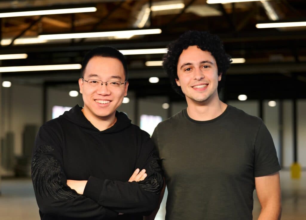 Genesis AI își face debutul cu o finanțare inițială de 105 milioane de dolari de la Eclipse și Khosla pentru dezvoltarea de modele AI destinate roboților.