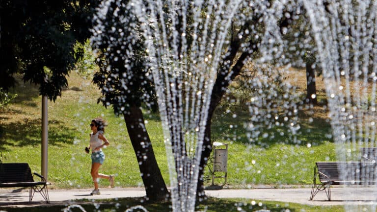 Alertă de caniculă: temperaturi extrem de ridicate și furtuni în sudul și sud-vestul țării, inclusiv în București