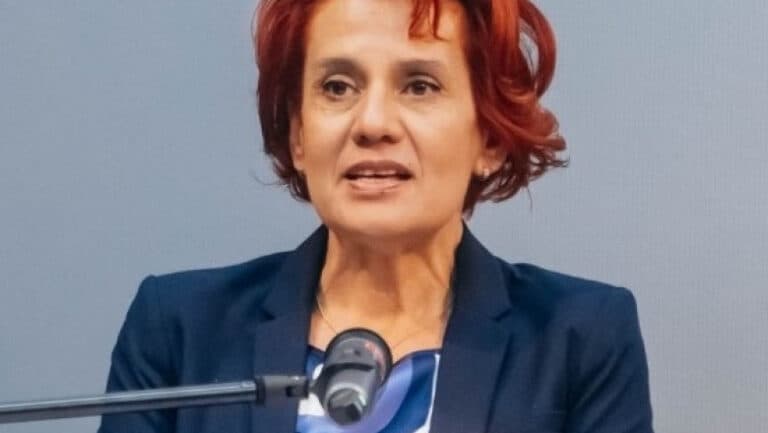 Ioana Dogioiu devine, începând de săptămâna viitoare, vocea oficială a Guvernului.