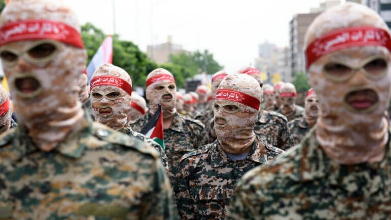 Iranul a pus în aplicare pedeapsa capitală pentru doi susținători ai unei organizații interzise. Care este semnificația acuzației de „moharebeh” care a dus la condamnarea lor?