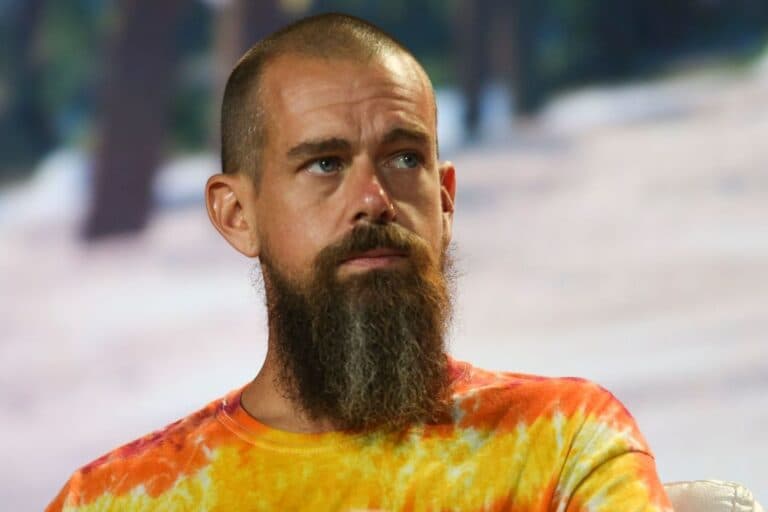Jack Dorsey dezvoltă o aplicație de mesagerie prin Bluetooth, Bitchat.