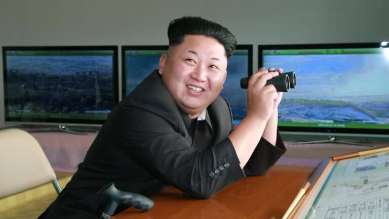 Kim Jong Un își întărește legătura cu Vladimir Putin: câte dintre proiectilele utilizate în Ucraina provin din Coreea de Nord?