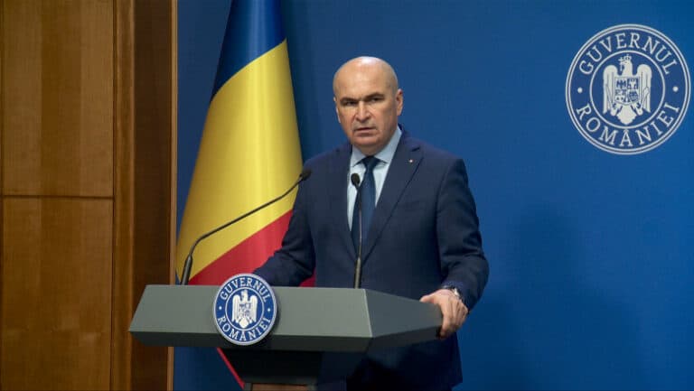 Bolojan clarifică aspectele pensiilor din justiție: limita de 70% din ultimul salariu net, majorarea vârstei de pensionare și a vechimii necesare