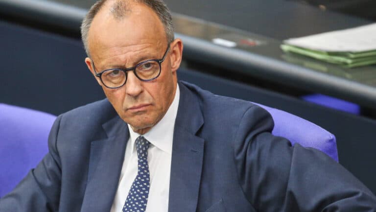 Merz: Viziunea unui scut nuclear european, departe de realitate. Este esențial să facem tot posibilul pentru a asigura implicarea Statelor Unite.