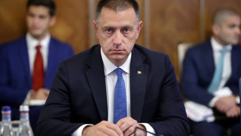 Mihai Fifor denunță Guvernul pentru sabotarea programului „Anghel Saligny”, invocând eterna luptă împotriva deficitului bugetar.