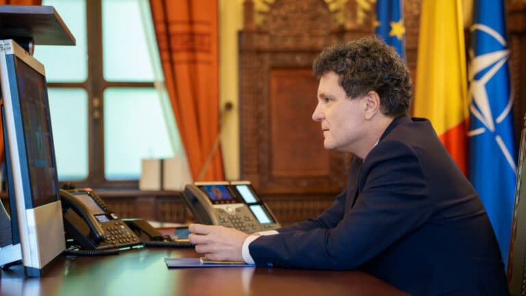 Nicușor Dan a luat parte la o întâlnire “extrem de productivă” organizată de Keir Starmer și Emmanuel Macron pentru susținerea Ucrainei.