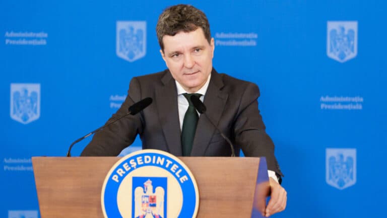 Nicușor Dan dezvăluie sursele de finanțare ale campaniilor sale electorale: împrumuturi de la sute de susținători.