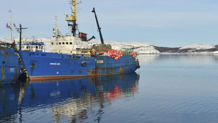 Norvegia provoacă indignare la Kremlin prin restricțiile aplicate flotei de pescuit rusești