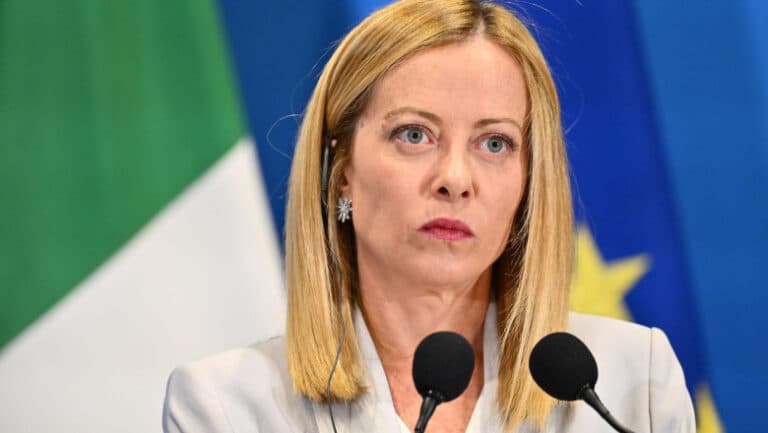Georgia Meloni, premierul Italiei, își exprimă dezacordul față de recunoașterea Palestinei de către Franța: „Aceasta ar putea avea efecte negative.”