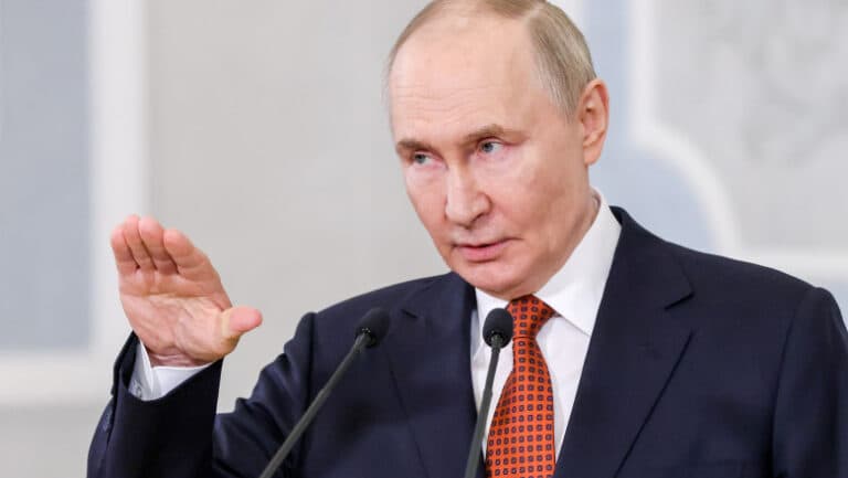 Putin, revoltat după decizia UE de a renunța la îngrășămintele din Rusia: „O aberație totală.”