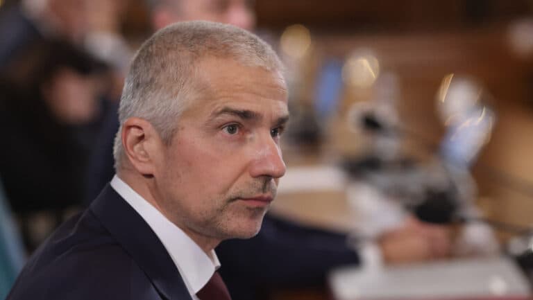 Radu Marinescu analizează cazul fugarului care și-a omorât partenera: Justiția a eșuat, iar acest individ s-a întors în comunitate.