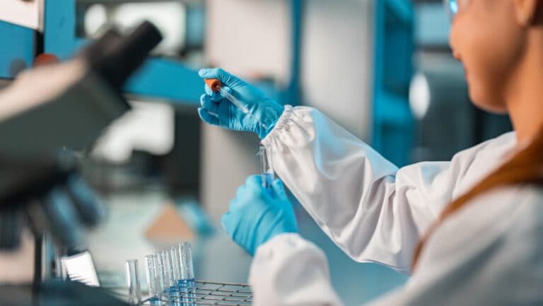 Pericolele antraxului: Modalități de transmitere și produsele expuse la contaminare. Specialist: „Această boală poate fi fatală.”