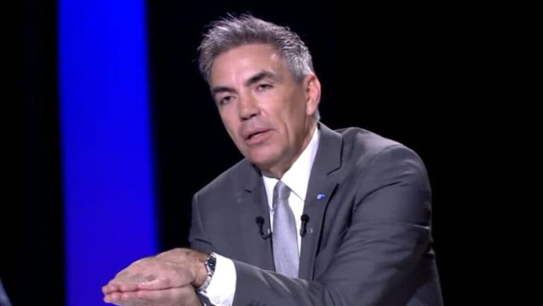 Sindicaliștii din administrația guvernamentală solicită demisia lui Dragoș Anastasiu