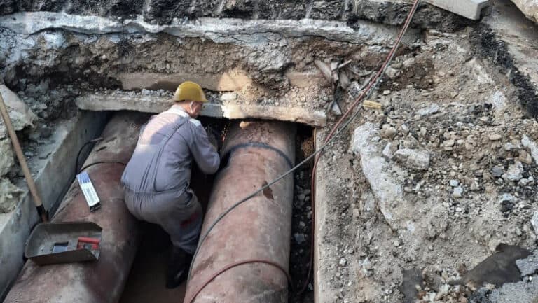 Bucureștiul se confruntă cu lipsa apei calde în sute de blocuri, informează Termoenergetica. Iată care sunt zonele impactate: