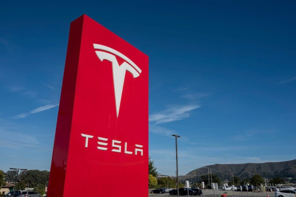 Tesla își face intrarea în India după nouă ani de așteptare de la prima mențiune a lui Elon Musk.
