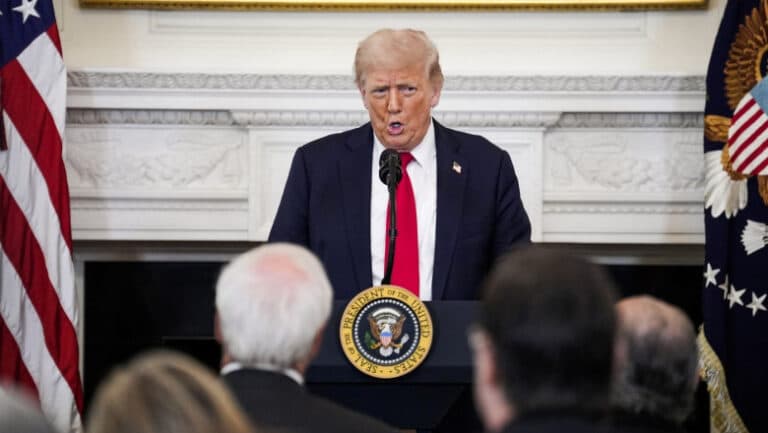 Trump despre Putin: „Nu pot să-l numesc ucigaș, dar este cu siguranță un individ impunător.”