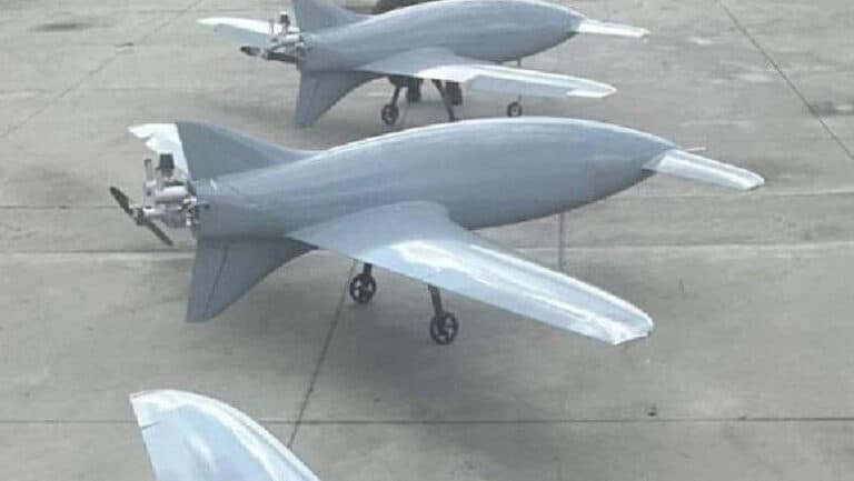 Noaptea trecută, Ucraina a lansat un atac cu drone asupra Rusiei, iar Moscova raportează că a interceptat 120 de aparate zburătoare.