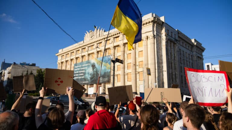 Ucraina se confruntă cu inamici interni, avertizează liderul anticorupție: Klimenko – „Un atac coordonat, intenționat.”