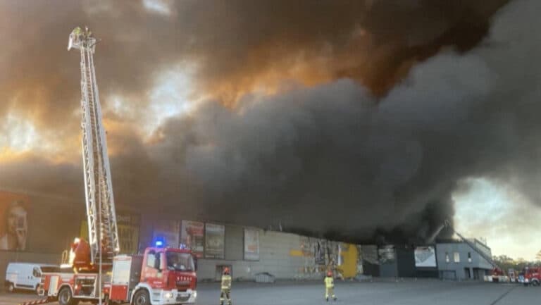 Un columbian, suspectat de incendii provocate în Polonia anul trecut, la comanda Rusiei, are un precedent similar în România