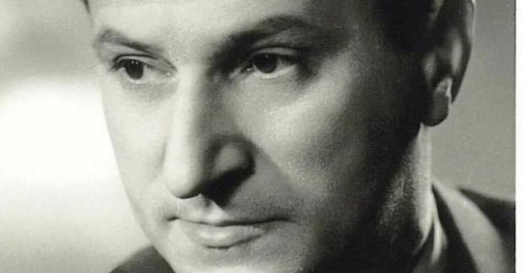 Un copil nedorit, dar un star îndrăgit de mii de români. Povestea emoționantă a unui mare artist