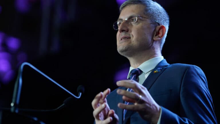 Cât de mult va rezista Coaliția de guvernare în viziunea europarlamentarului Dan Barna: Sper într-o maturitate autentică