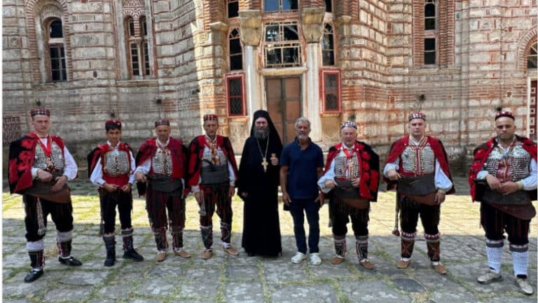 Mel Gibson își descoperă spiritualitatea în pelerinajul pe Muntele Athos: „O legătură profundă cu divinitatea”
