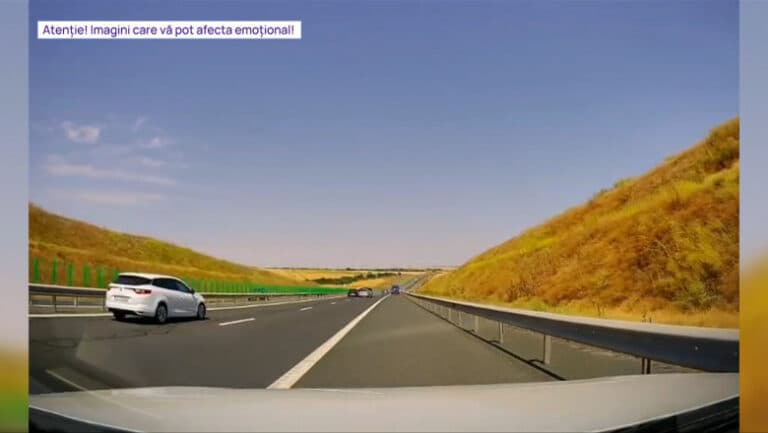 Momentul dramatic al coliziunii din carambolul de pe Autostrada Soarelui. Capturi dintr-o cameră de bord.