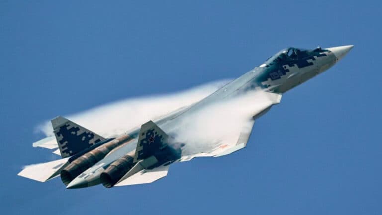 Rusia își extinde influența în India: oferta de avioane de luptă Suhoi SU-57 și vizita lui Vladimir Putin la New Delhi.