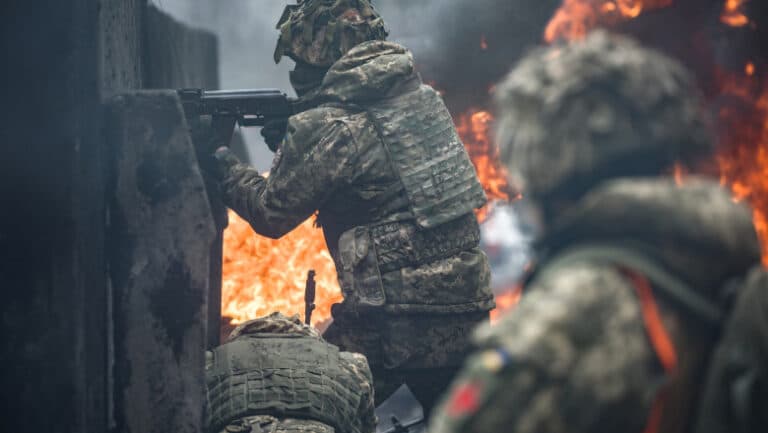Rusia intensifică atacurile asupra Ucrainei: 9 victime și 42 de răniți într-un interval de 24 de ore, maternitate afectată în Harkov.