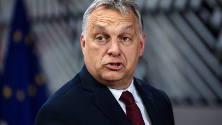 Viktor Orbán, mesaj dur către George Simion: „Maghiarii din România acționează corect necolaborând cu extremiștii”. Care sunt adversarii?