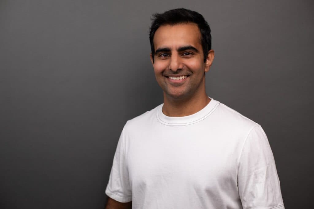 Un fost student Y Combinator a lansat un fond de 34 de milioane de dolari destinat startup-urilor YC, sprijinit de Garry Tan.