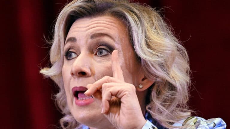 Zaharova denunță planurile Occidentului de a transforma Republica Moldova într-un avanpost NATO împotriva Rusiei.