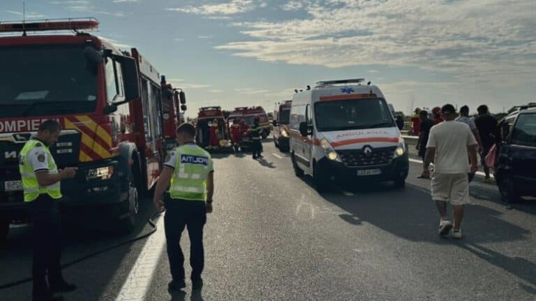 Coliziune devastatoare pe A3, lângă Bărcănești: șapte răniți, dintre care o victimă inconștientă și alte șase în stare gravă