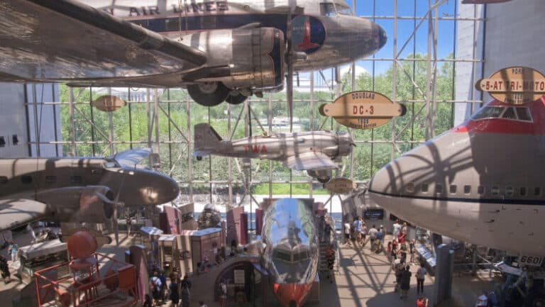 Administrația Trump va analiza 19 muzee Smithsonian pentru a verifica dacă exponatele promovează suficient patriotism