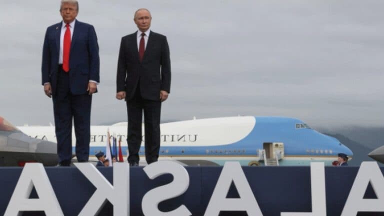 Summitul din Alaska: lipsa unui acord, dar și un avantaj pentru Vladimir Putin. Ce a obținut liderul rus
