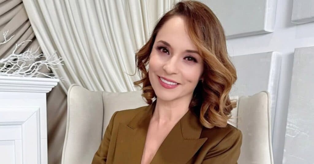 Andreea Marin strălucește în pantaloni scurți: „Ai picioare de invidiat!”