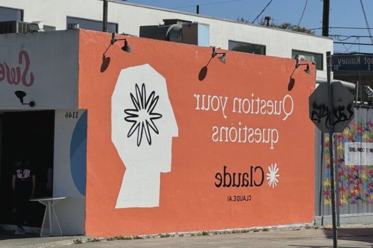 Utilizatorii Anthropic se confruntă cu o nouă alegere: să renunțe sau să contribuie cu datele lor la antrenarea AI-ului