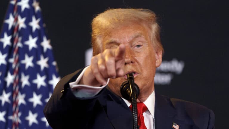 Ce strategii ascunse urmărește Trump la summitul din Alaska în relația cu Putin?