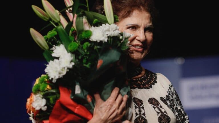 Onorariul impresionant al Irinei Loghin la cel mai recent concert: „Regina cântecului popular” a fermecat din nou publicul la 86 de ani
