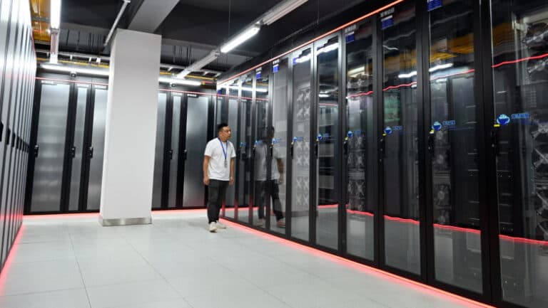 Chinezii au realizat un computer capabil să raționeze precum o maimuță
