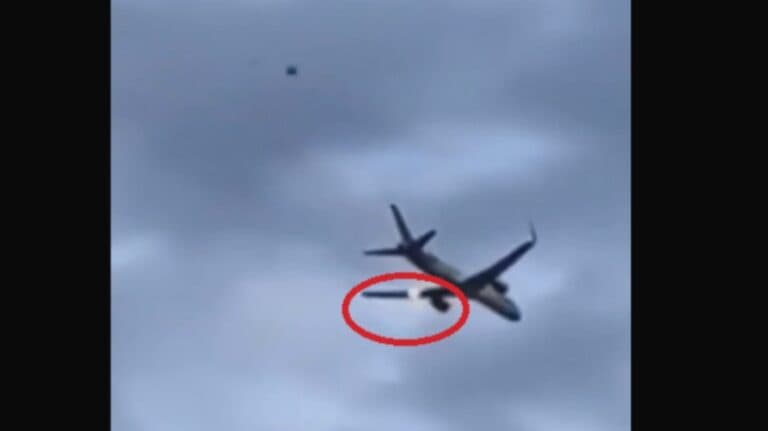 Momente de panică într-un zbor spre Düsseldorf, după ce un motor a izbucnit în flăcări. Aeronava a efectuat o aterizare de urgență în Italia