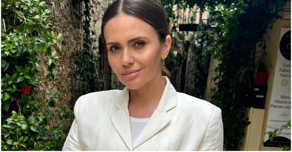 Cristina Șișcanu, criticată dur după ce a împărtășit imaginea cu geanta sa de lux: „Niciun alt român nu a fost atât de îngâmfat.”