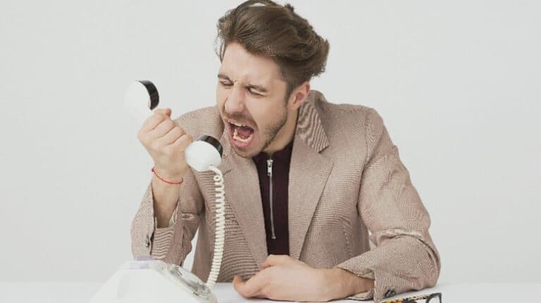 Strategii pentru a deveni o voce influentă și a-ți îndeplini visele: sfaturile experților în comunicare